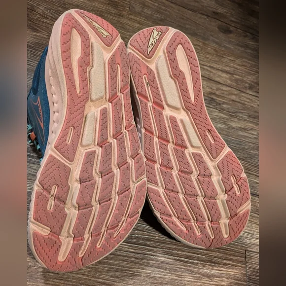 Women's Altra Torin 7 Low Mileage Running Shoe - Picture 8 of 8